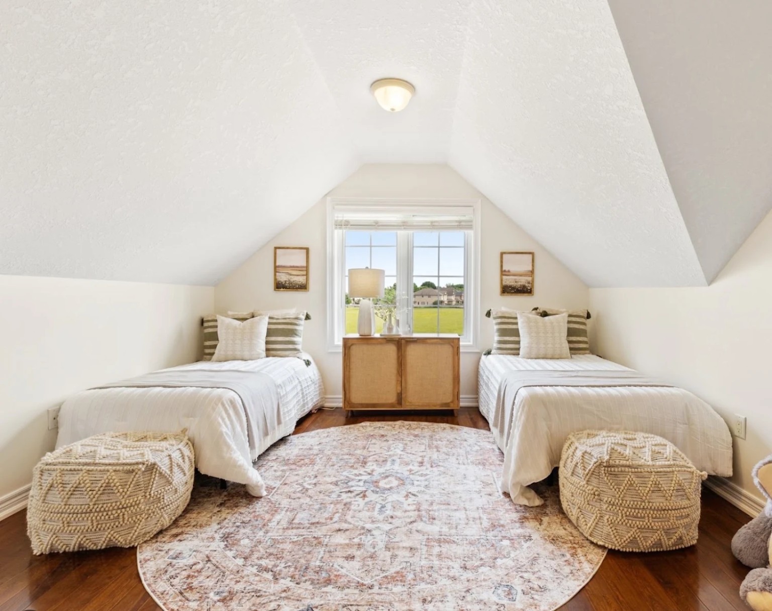 Eleganterior interior portfolio photograph 8